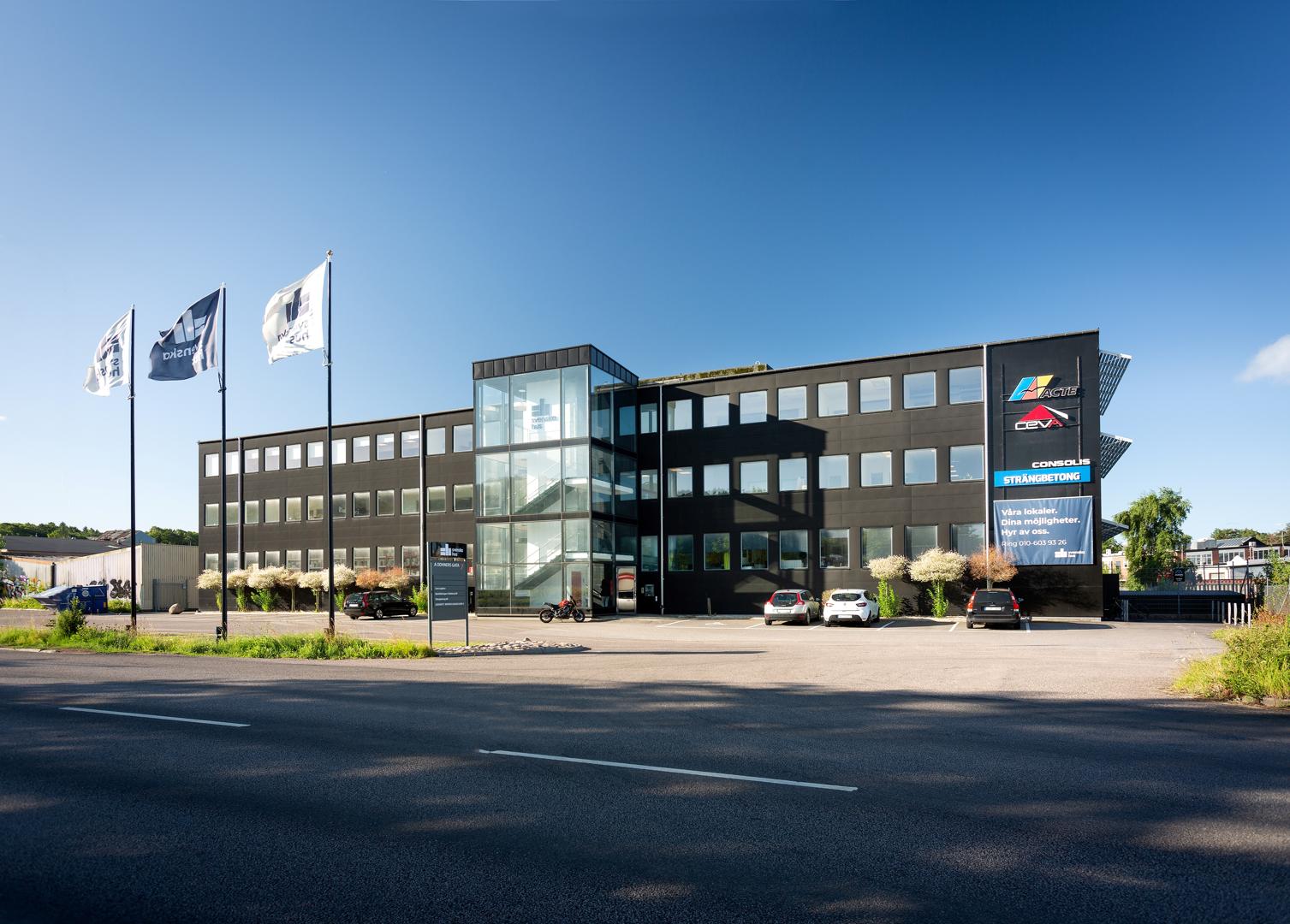 Kontor/lager/showroom med fina ytskikt och utmärkt läge i Högsbo, granne med Södra Änggården